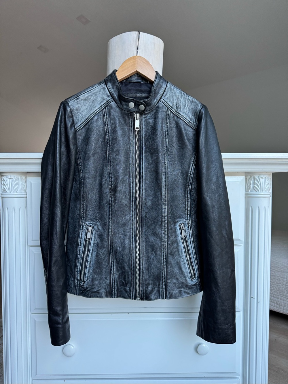 Wilson’s Leather Distressed Leather Moto Jacket – Size S